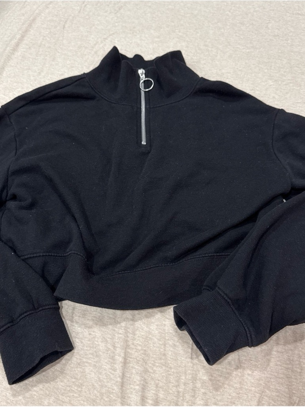 🔴5 for $25 Black Half-Zip Cropped Sweatshirt